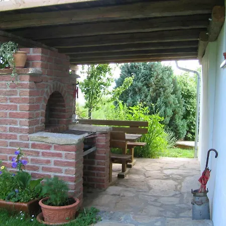 Beim Schachnerhaus * Pöllauberg