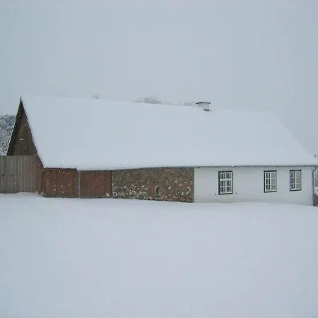 Beim Schachnerhaus Pollauberg
